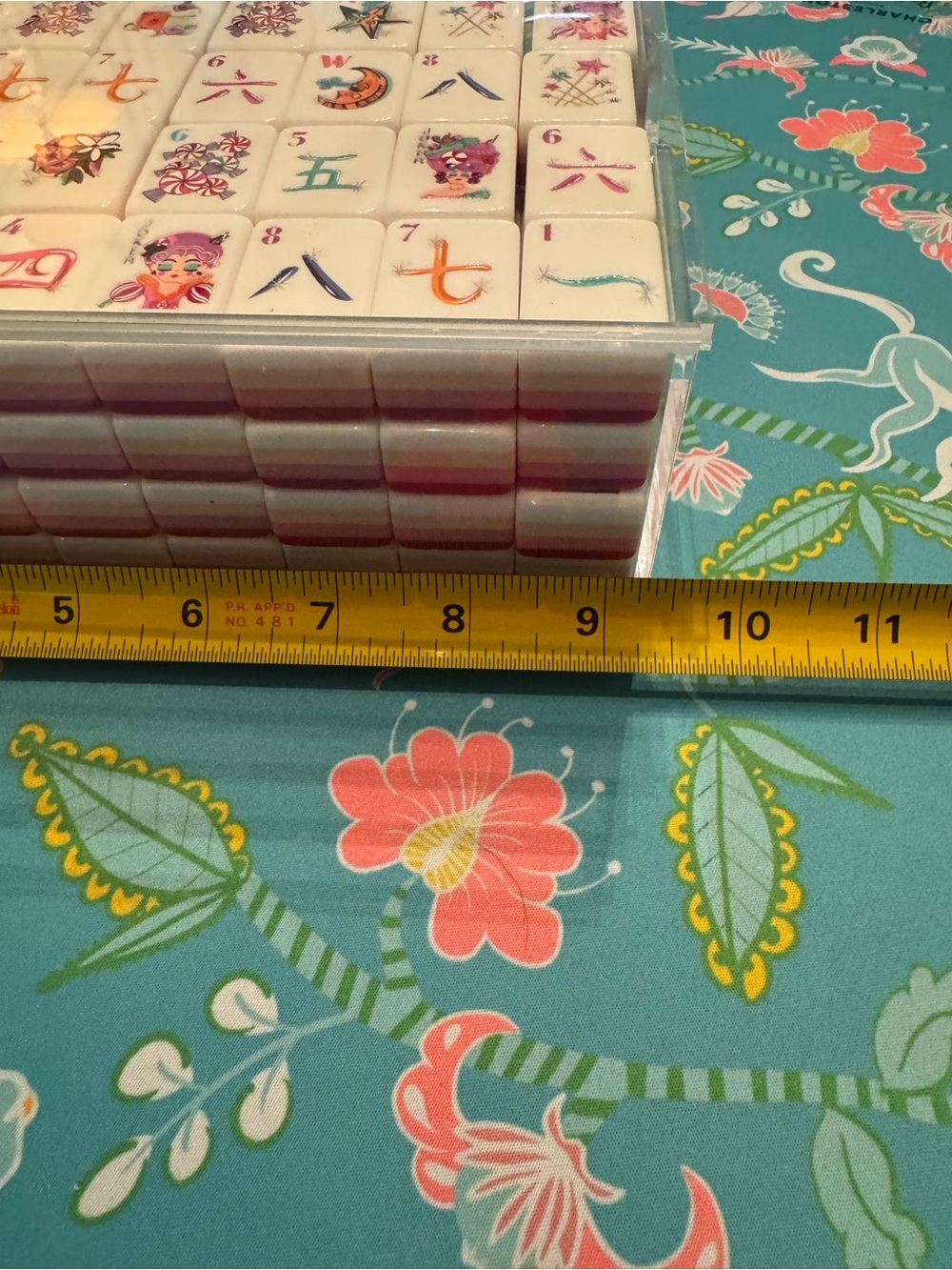 Clear Acrylic Display Box for Mahjong Tiles - Picture 5 of 7